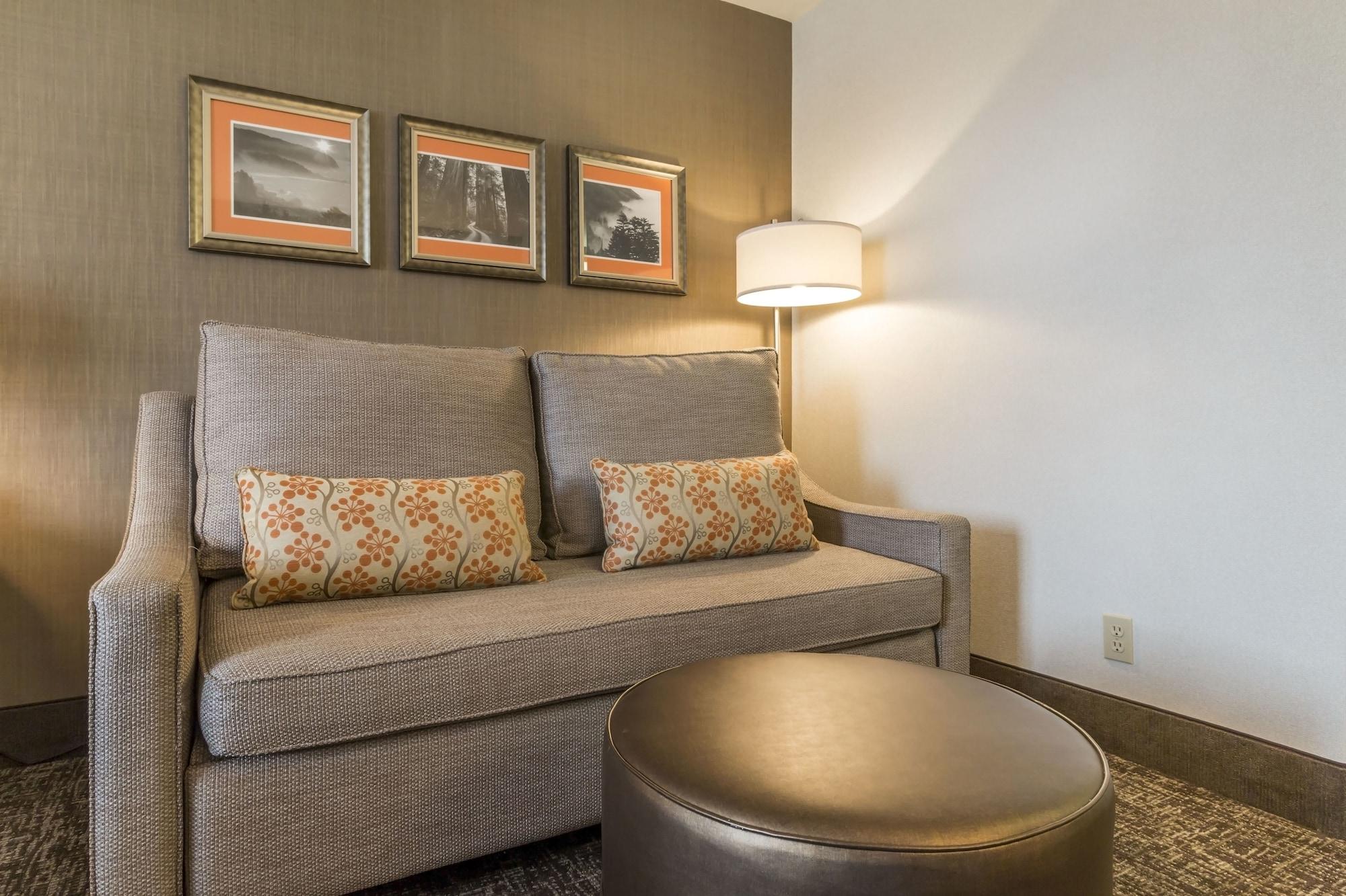 Comfort Inn Humboldt Bay Юрика Экстерьер фото