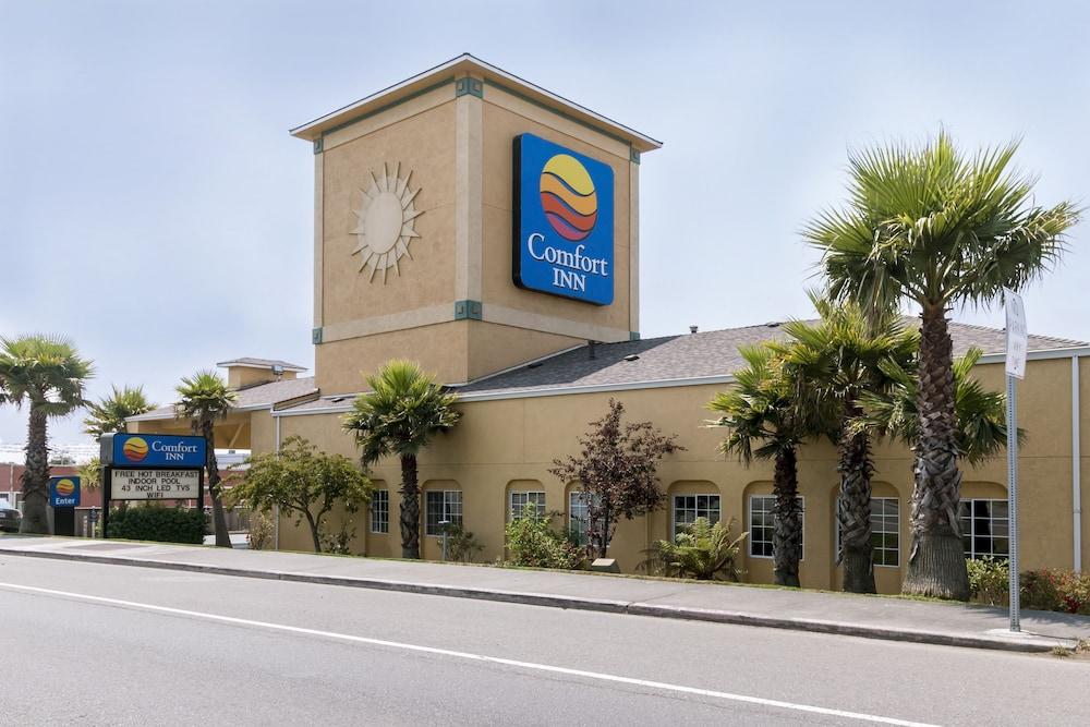 Comfort Inn Humboldt Bay Юрика Экстерьер фото