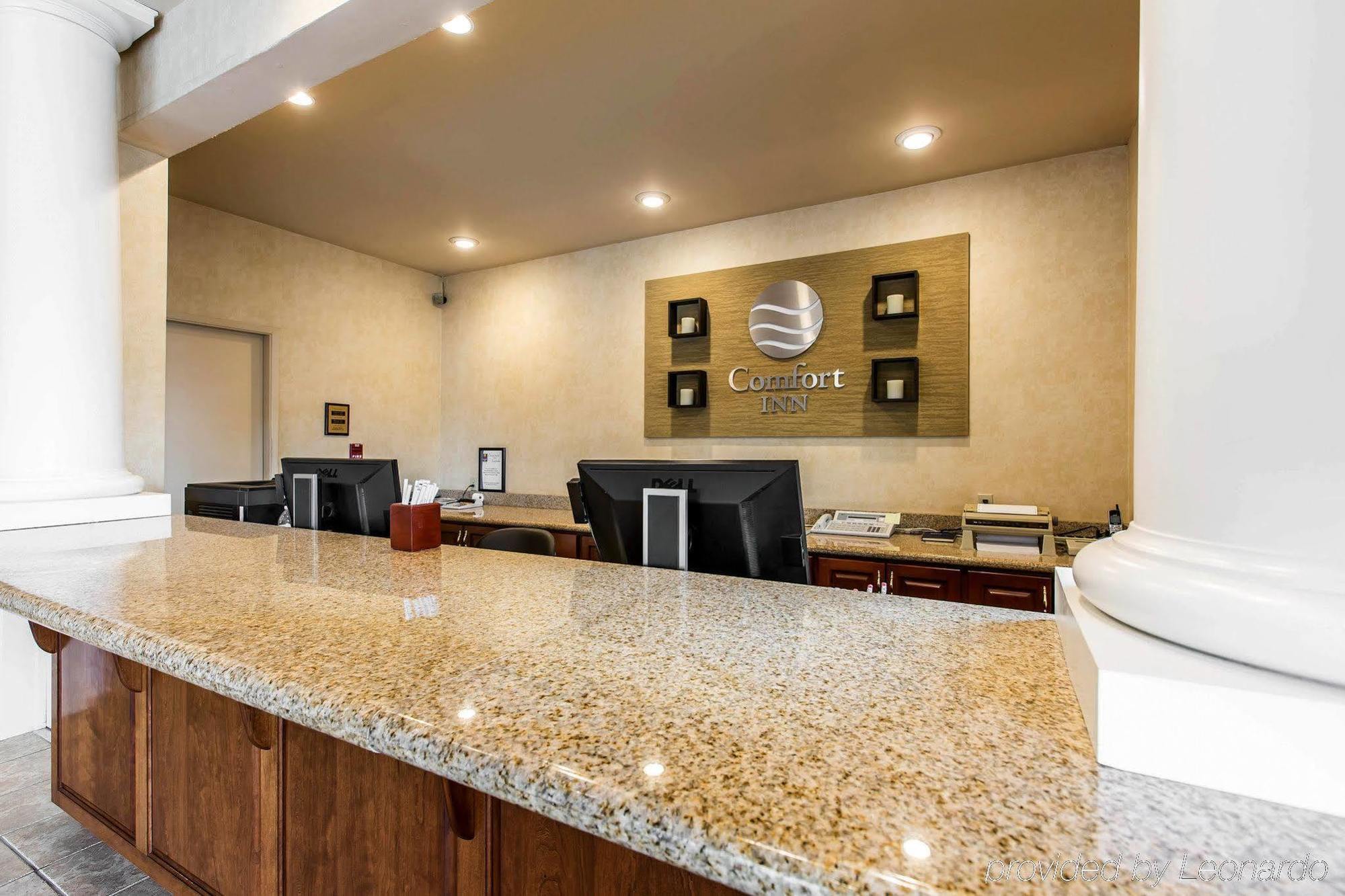 Comfort Inn Humboldt Bay Юрика Экстерьер фото